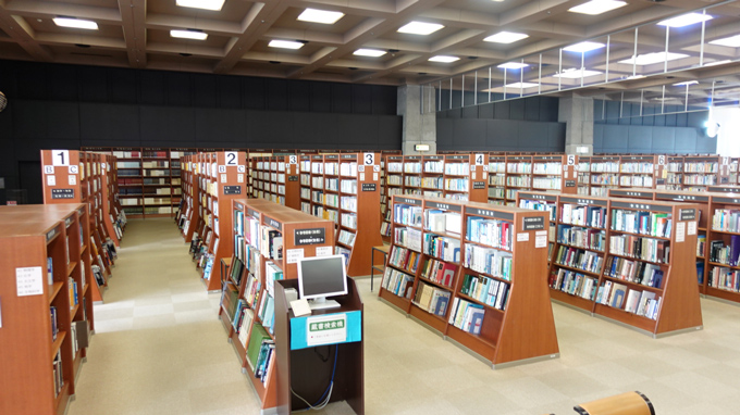 写真03_自然科学コーナー