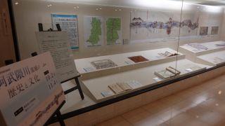 「福島県歴史資料館移動展　阿武隈川流域の歴史と文化」展示写真